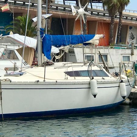 Sleep On A Sailing Boat Barcelona Hotel Sant Adria de Besos Exterior foto